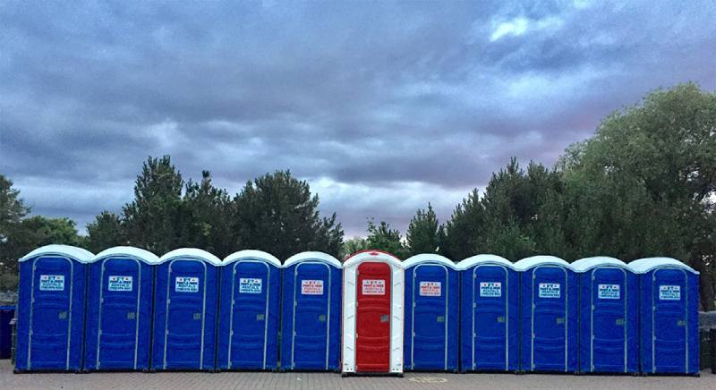 Are ADA-compliant portable bathroom rentals available?
